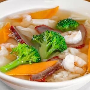Wor Wonton Soup/ Regina